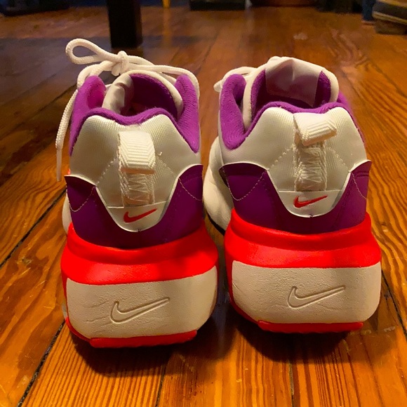 Sneakers - Picture 3 of 3